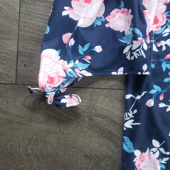 Strapless floral top - Picture 2 of 3